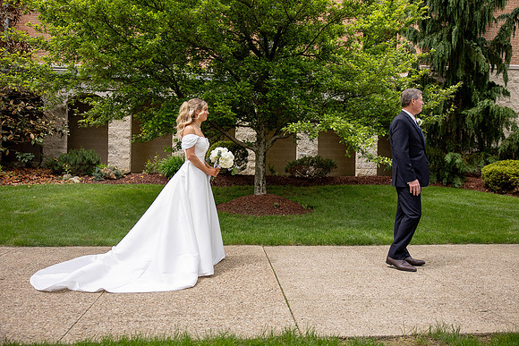 First look wedding photos